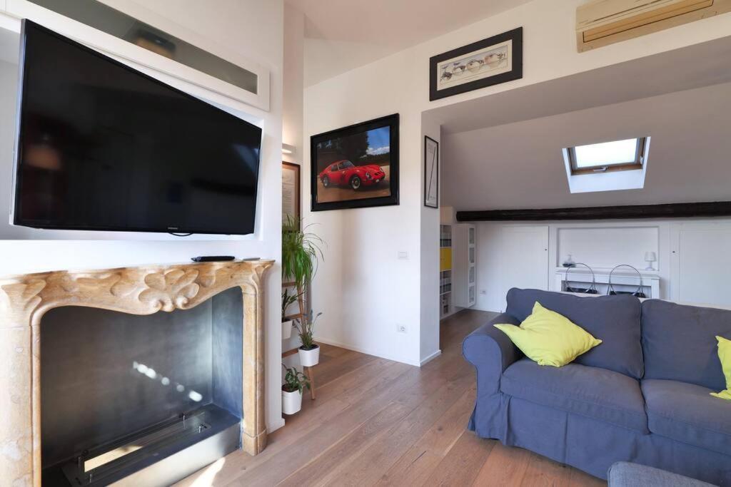 Primopiano - Battaglia B Apartment Milan Luaran gambar