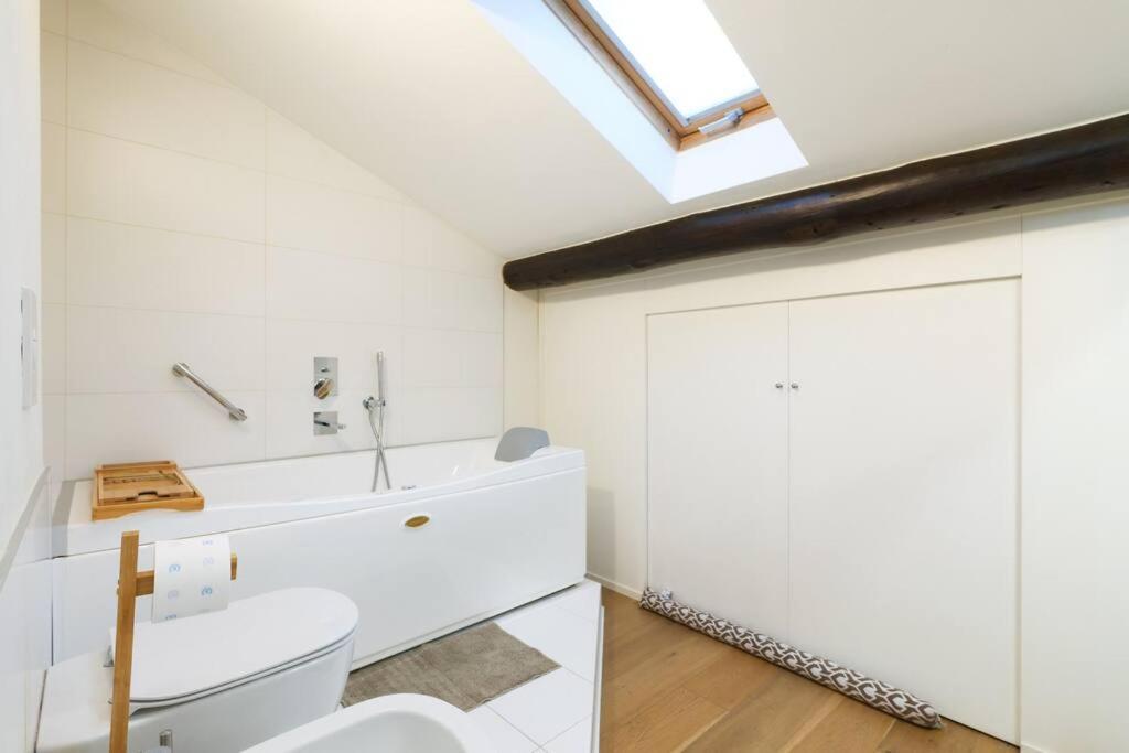 Primopiano - Battaglia B Apartment Milan Luaran gambar