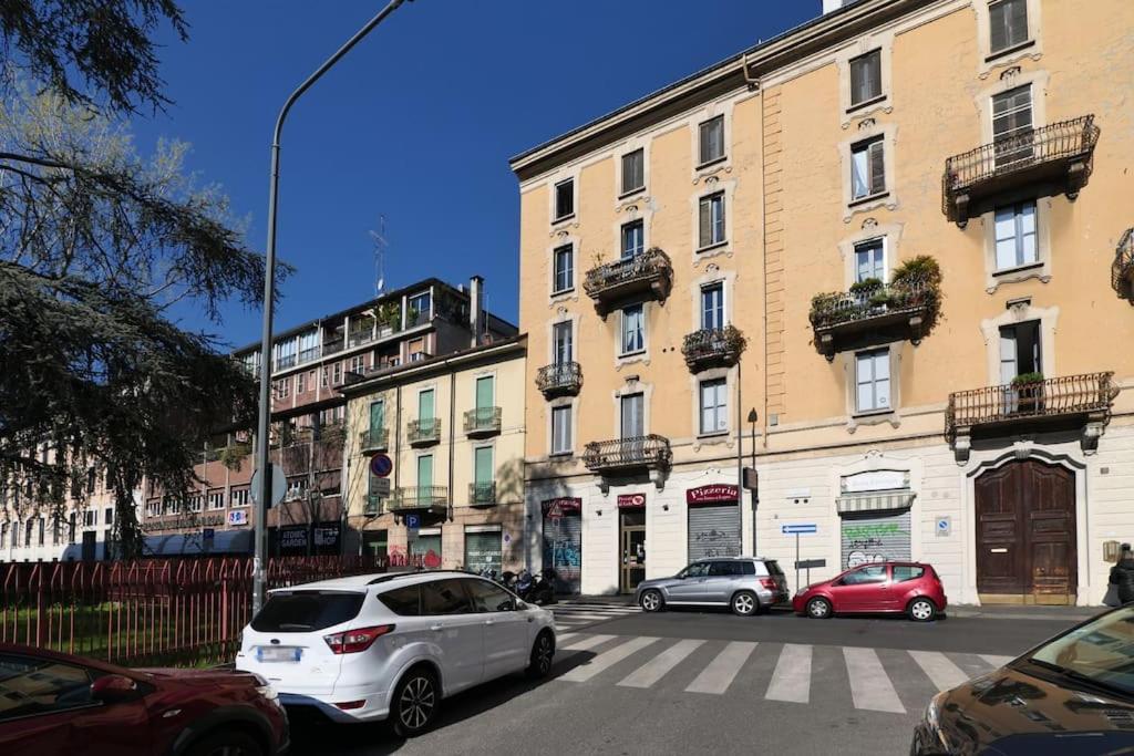 Primopiano - Battaglia B Apartment Milan Luaran gambar