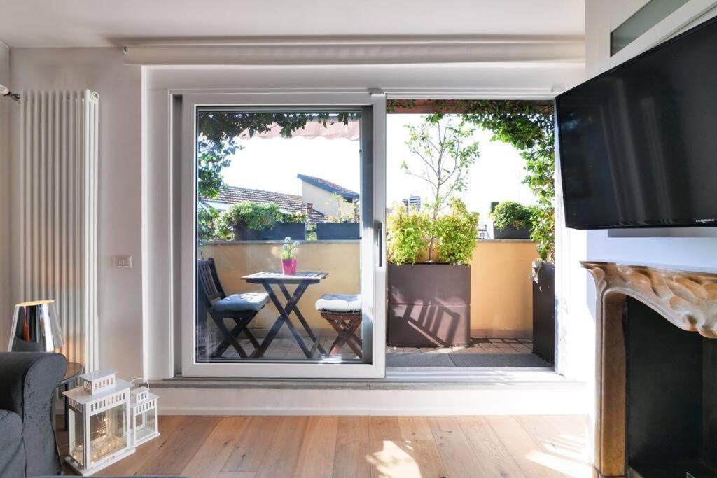 Primopiano - Battaglia B Apartment Milan Luaran gambar